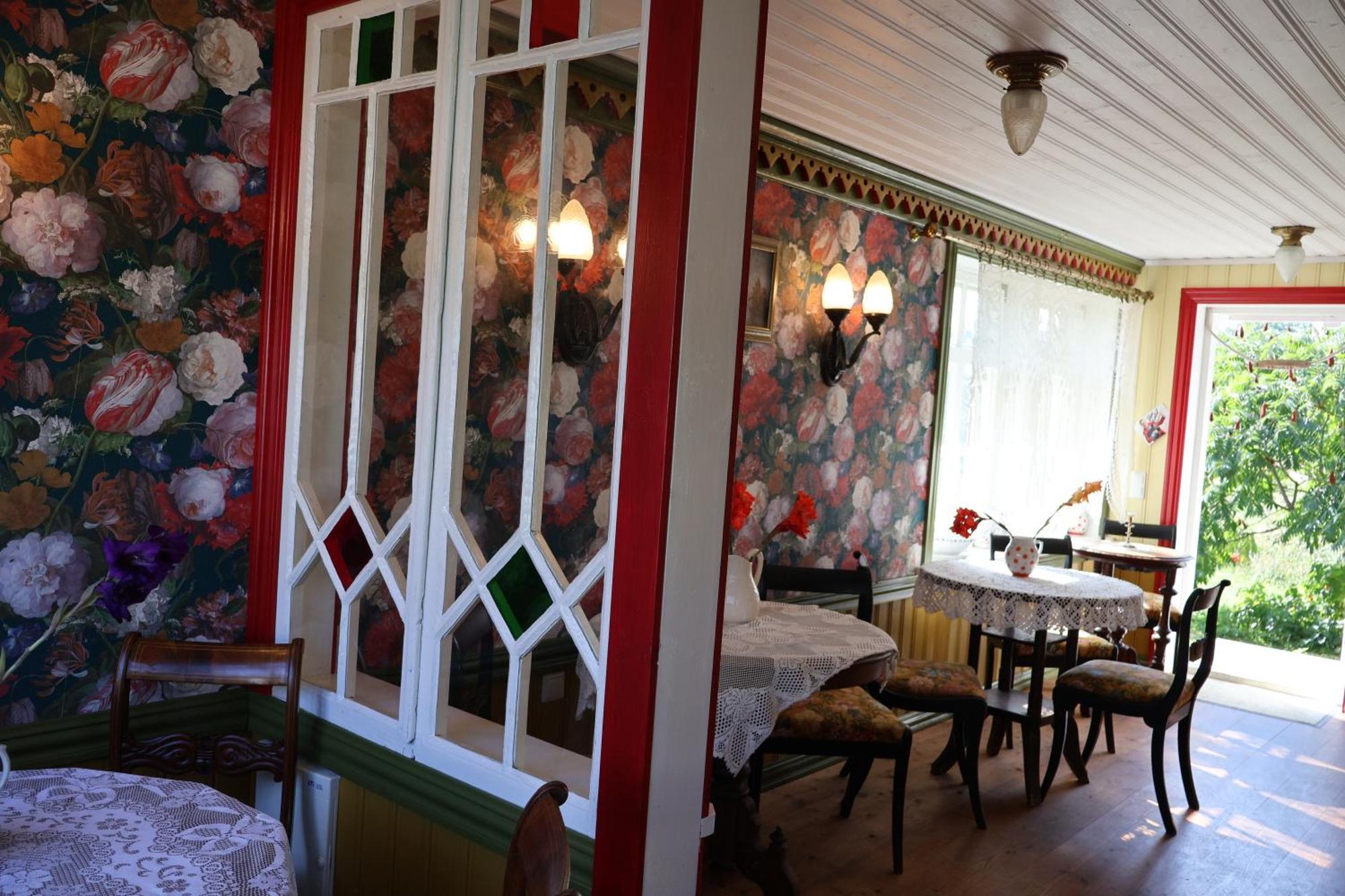Leesi Puhkemaja Guest House Exterior foto