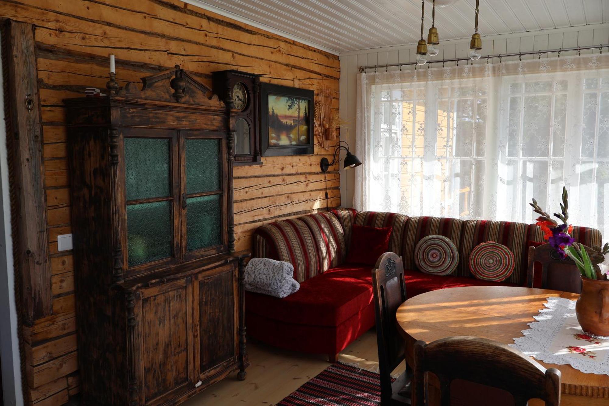 Leesi Puhkemaja Guest House Exterior foto